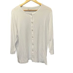 The TOG Shop. Women's White 3/4' Sleeve Blouse. Size Large.